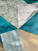 Load image into Gallery viewer, Summer Court  - 18th Century Housewife / Hussif KIT