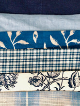 Load image into Gallery viewer, "Cassandra" - 18th Century Housewife / Hussif KIT