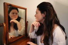 Load image into Gallery viewer, 1770 Linen Shift with Gathered Sleeves