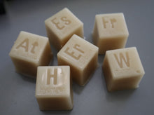 Load image into Gallery viewer, Natural Beeswax for Hand Sewing