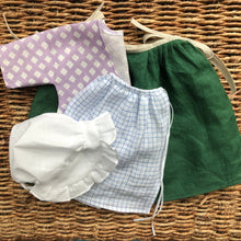 Load image into Gallery viewer, 18th Century "Plucking the Turkey" Outfit for 18” Dolls