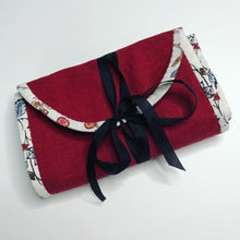 Load image into Gallery viewer, "Madder of Fact" Abby Cox Costumer Spotlight - 18th Century Housewife / Hussif KIT