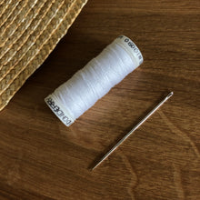 Load image into Gallery viewer, French Straw Milliners Needles - Size 1
